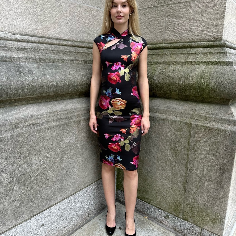 Chic Black Floral Kimono Midi Dress